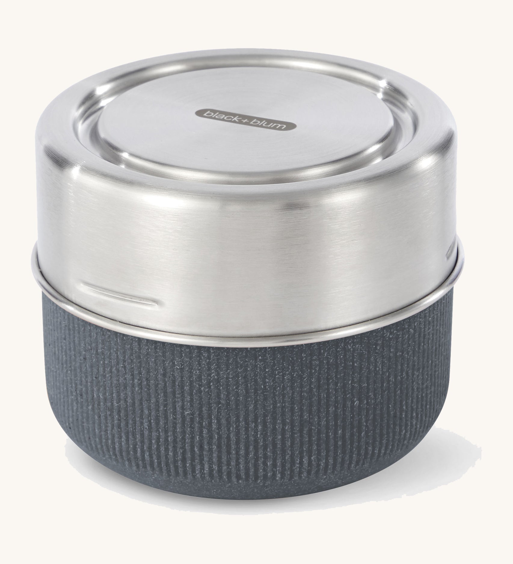 Black + Blum leakproof microwave safe glass lunchbowl in slate available at Babipur. Features a leakproof stainless steel lid and a protective wooden case