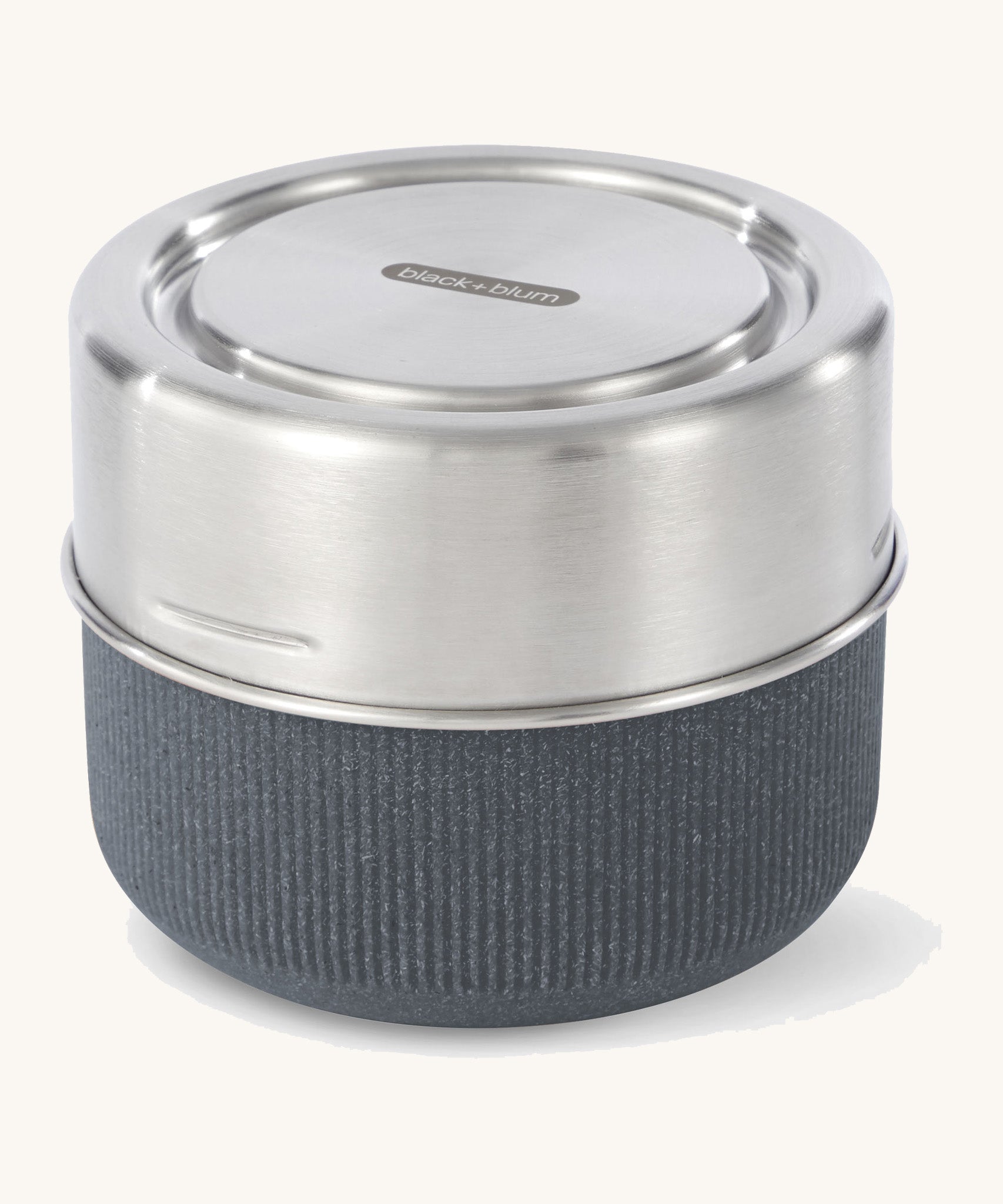 Black + Blum leakproof microwave safe glass lunchbowl in slate available at Babipur. Features a leakproof stainless steel lid and a protective wooden case