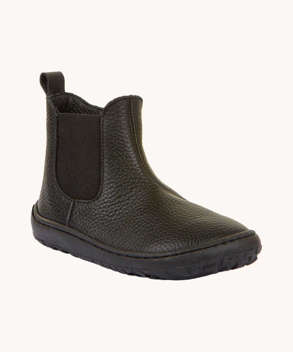 Froddo barefoot kids leather school chelsea boots available at Babipur. A soft leather Chelsea boot in black with a matching black rubber sole