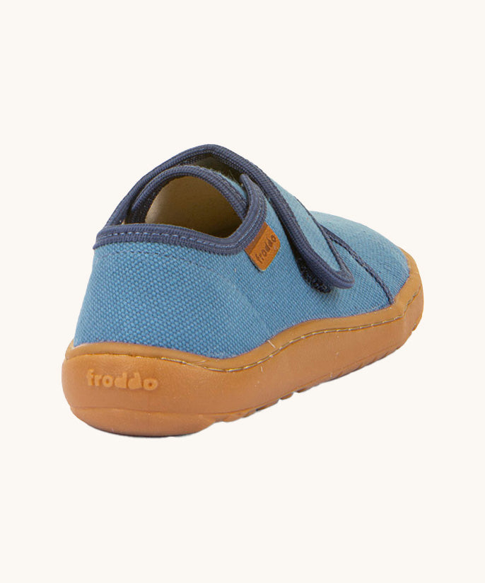 The back of the Froddo barefoot kids slipper in denim blue available at Babipur showing the branding detail on the sole
