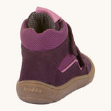 The back of the Froddo barefoot tex kids autumn shoes in purple available at Babipur showing the padded ankle support detail