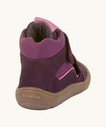 The back of the Froddo barefoot tex kids autumn shoes in purple available at Babipur showing the padded ankle support detail