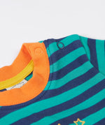 A close up of the popper fastner on the shoulder on the Frugi discovery applique top in stripe/polar bear available at Babipur.