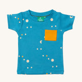 The blue top of the LGR Dawn Organic T-Shirt & Jogger Playset