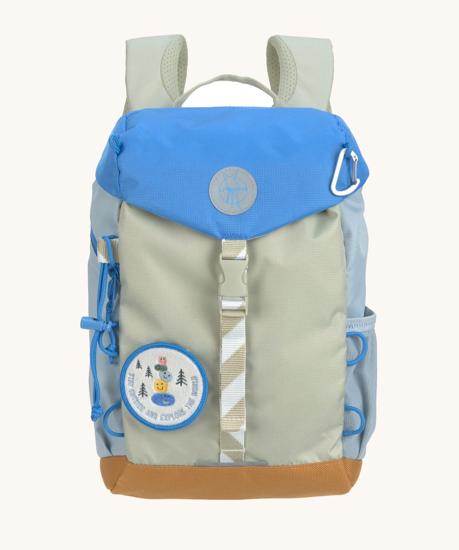 Lassig kids mini outdoor backpack in sunny explorer green available at Babipur. Features a buckle fastener, padded shoulder pads and a cute playful patch on the front.