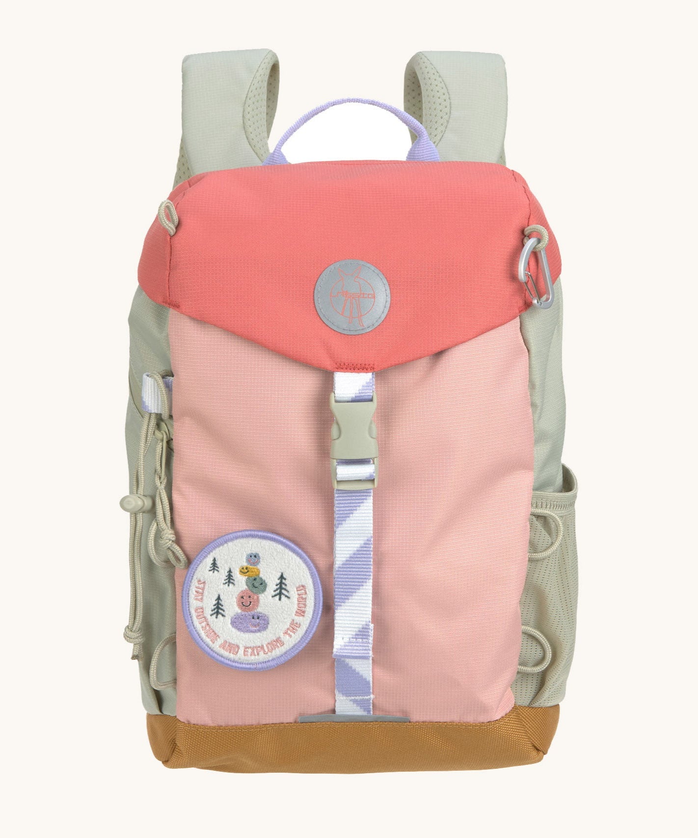 Lassig kids mini outdoor backpack in sunny explorer pink available at Babipur. Features a buckle fastener, padded shoulder pads and a cute playful patch on the front.