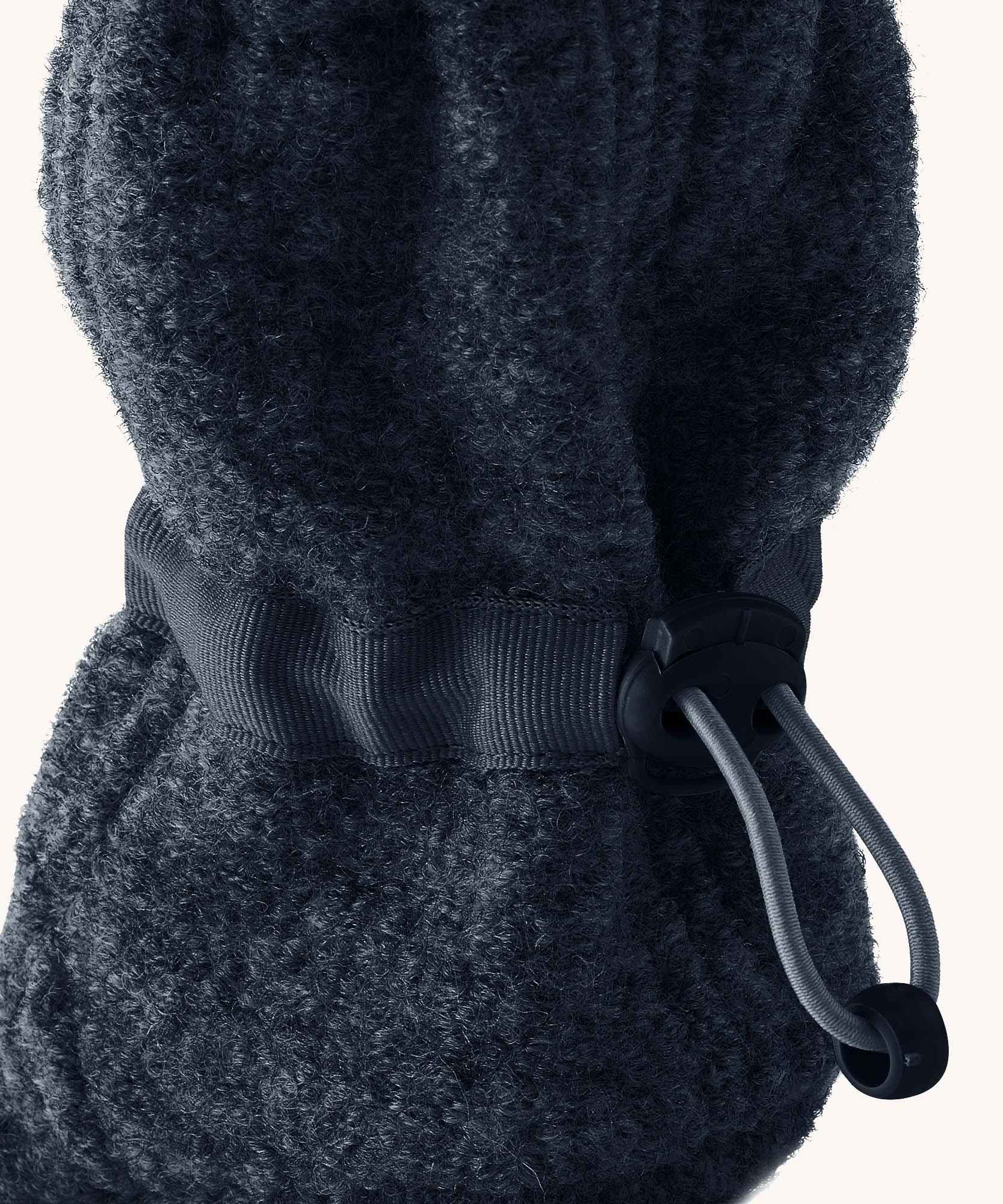 Mamalila Baby Wool Booties - in navy blue. Baby booties made from upcycled boiled wool available at Babipur. Photo shows elastic pull string ankle fastening