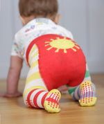 A closer look at the back of the Piccalilly Hotchpotch Crawler Tights