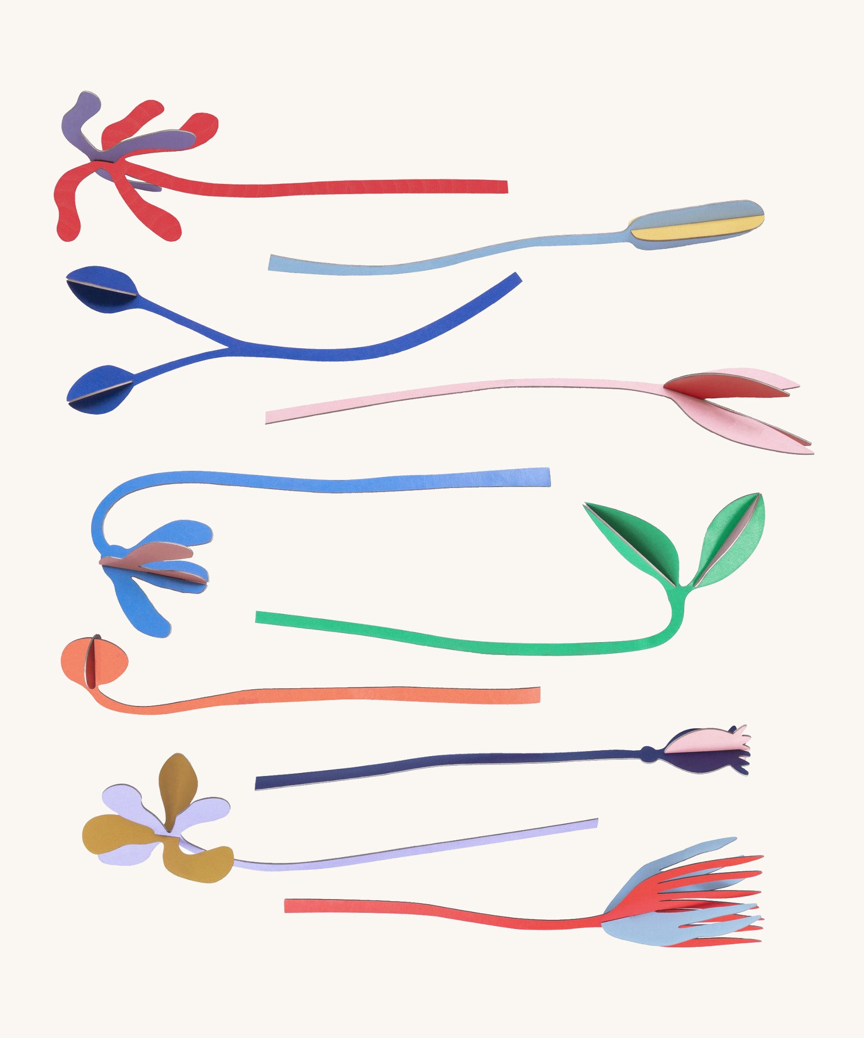 An image showing the different coloured flowers from the from the Studio Roof cardboard bouquet giant set available at Babipur.