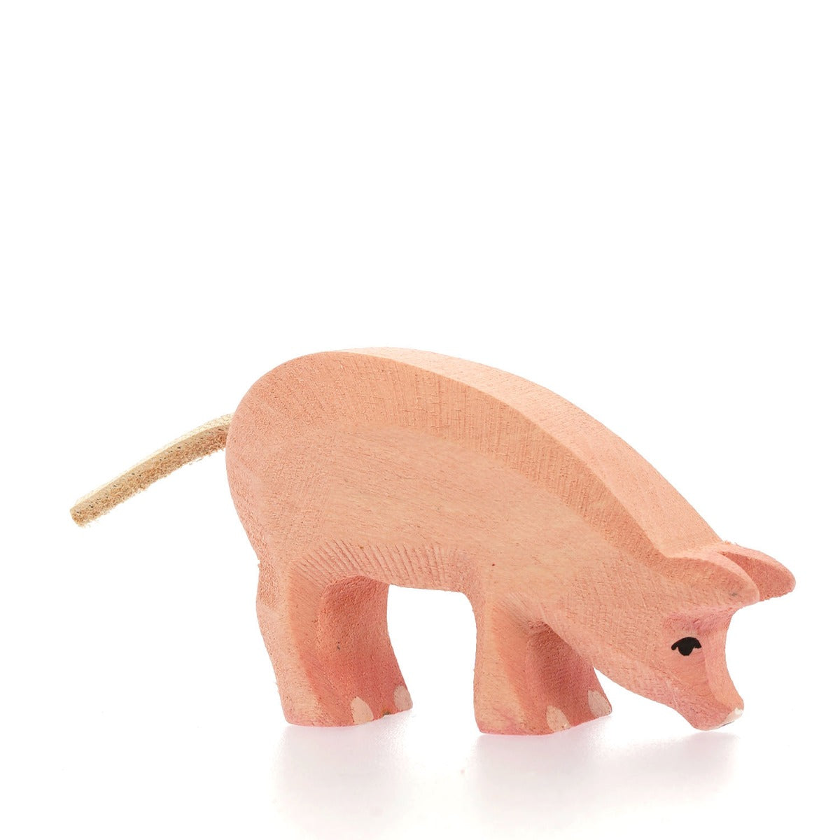 Bumbu Wooden Piglet Eating Figure – Babipur