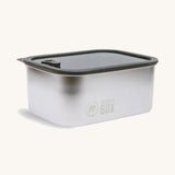 The Elephant Box Prep & Store medium food storage container with a grey silicone seal and see through glass lid.