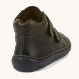 The back of a Froddo barefoot Autumn children's shoe in black available at Babipur showing the padded ankle and the matching black grippy sole detail