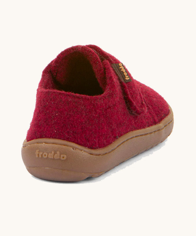 The back of the Froddo barefoot wooly children's shoe in Bordeaux available at Babipur showing the grippy sole detail