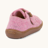 The back of the Froddo barefoot wooly children's shoe in pink available at Babipur showing the grippy sole detail