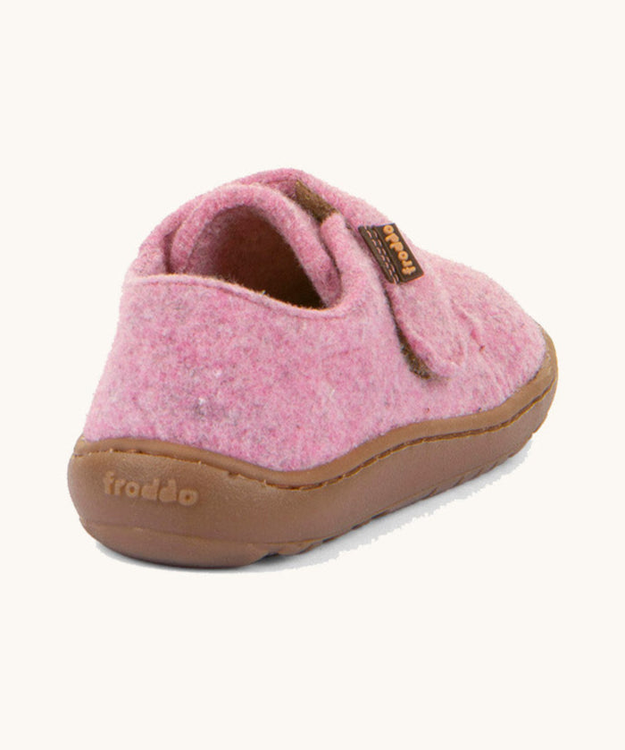 The back of the Froddo barefoot wooly children's shoe in pink available at Babipur showing the grippy sole detail
