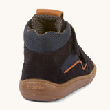 The back of the  Froddo barefoot Tex Autumn children's shoe in navy showing the padded ankle support and the brown grippy sole detail