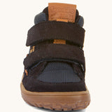 The front of the  Froddo barefoot Tex Autumn children's shoe in navy available at Babipur showing 2 velcro fasteners on the front and the brown grippy sole detail