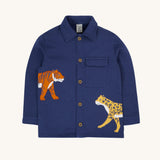 Frugi Big Cats Navy Organic Cotton Cosy Kids' Shirt Shaket. This shaket has a tiger and cheetah applique details on the sides. This navy shirt jacket is a part of a wide range of organic cotton clothing for children available here at Babipur.
