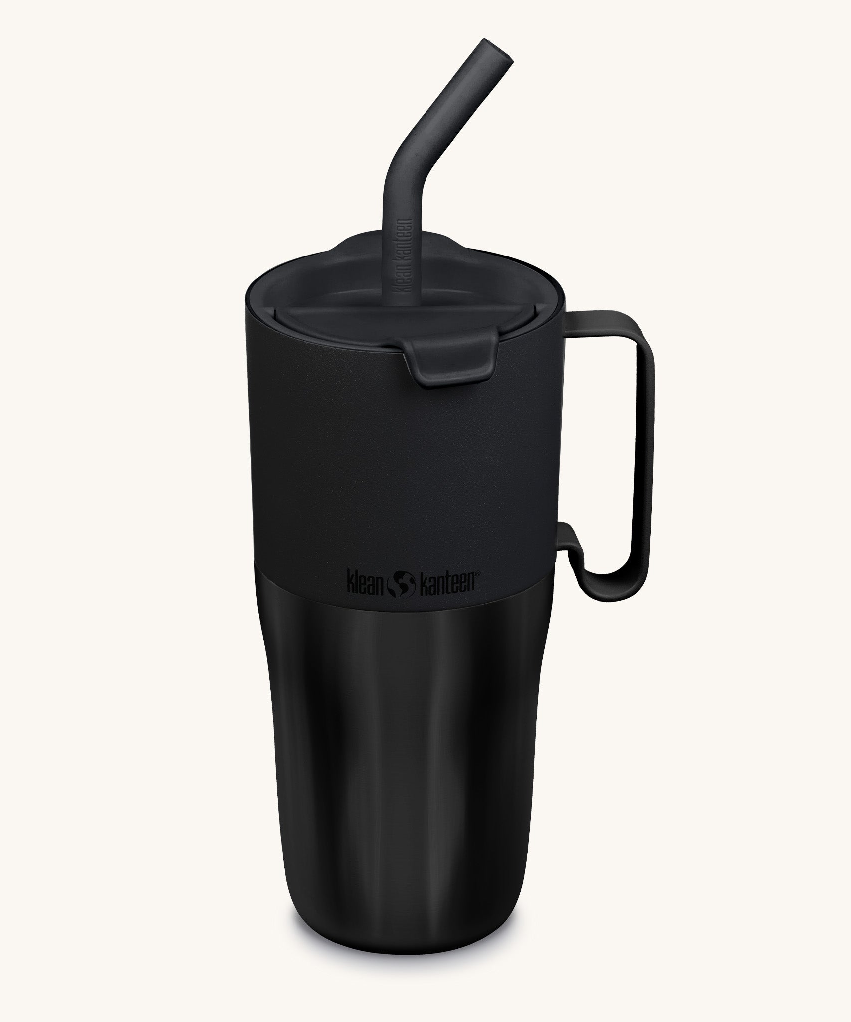 Klean Kanteen 26oz black rise insulated stainless steel tumbler available at Babipur. A black tumbler with a mat finish on the top half and glossy finish on the bottom half. Features a matching flip lid a handle on the side and matching straw.