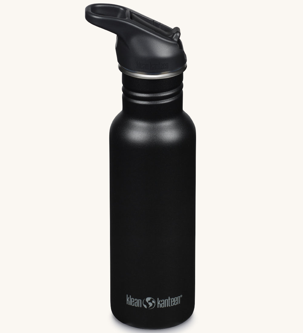 A Klean Kanteen 18oz Classic Narrow Leakproof Flip Seal Sports Cap Reusable Stainless Steel Water Bottle in a black colour.