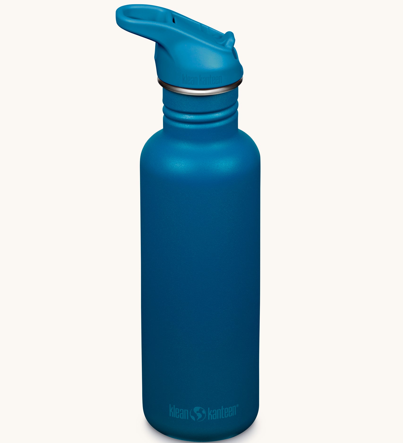 A Corsair blue coloured Klean Kanteen 27oz Classic Narrow Flip Seal Sports Cap Reusable Stainless Steel Water Bottle.