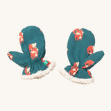 Little Green Radicals sherpa fleece mittens in foxes available at Babipur. A GOTS organic cotton mitten in turquoise with cute prints of foxes with a white sherpa style fleece inner for warmth.