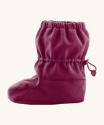 Side image of the Mamalila toddler allrounder winter booties in the berry pink colour available at Babipur showing the elasticated ankle cuff detail