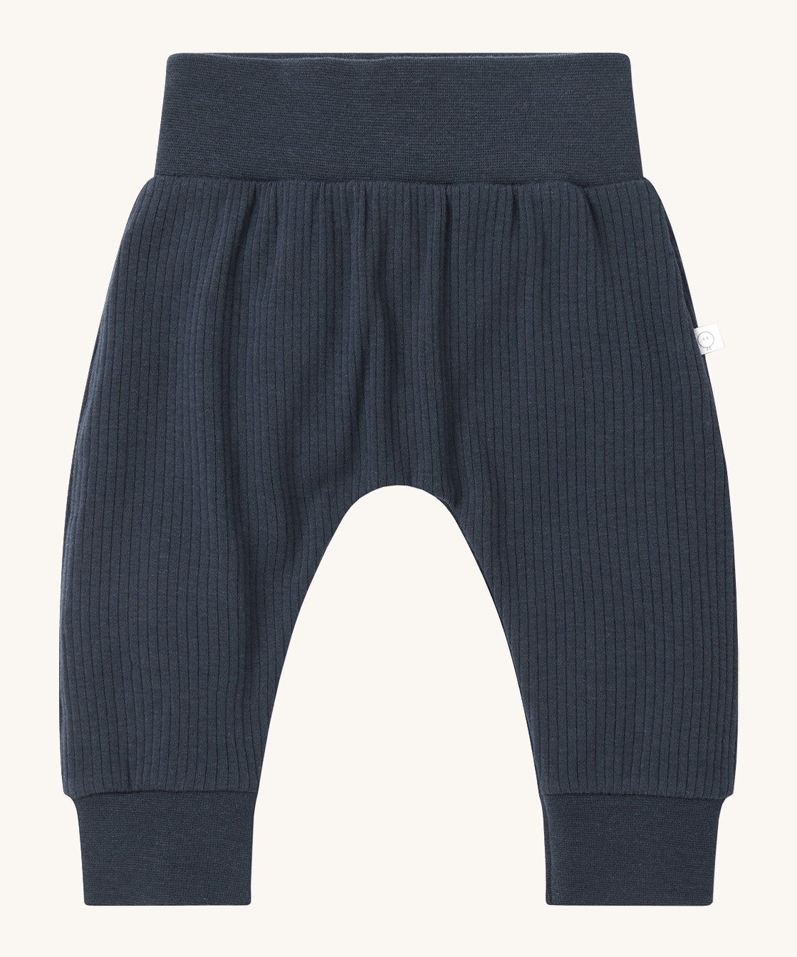 MORI leggings in navy. A ribbed style leggings made from bamboo and organic cotton. Features an elasticated waist and leg cuff for a comfortable fit.