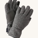 Close up of the Patagonia kids synchilla gloves clipped together for easy carrying features a grip panel on the palm, thumb and index finger.  Logo patch stitched on the wrist cuff.