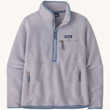 Patagonia women's retro pile marsupial fleece in light purple, long sleeves and a turn up collar. Features a half zip with side and chest pockets with the logo patch  on the front
