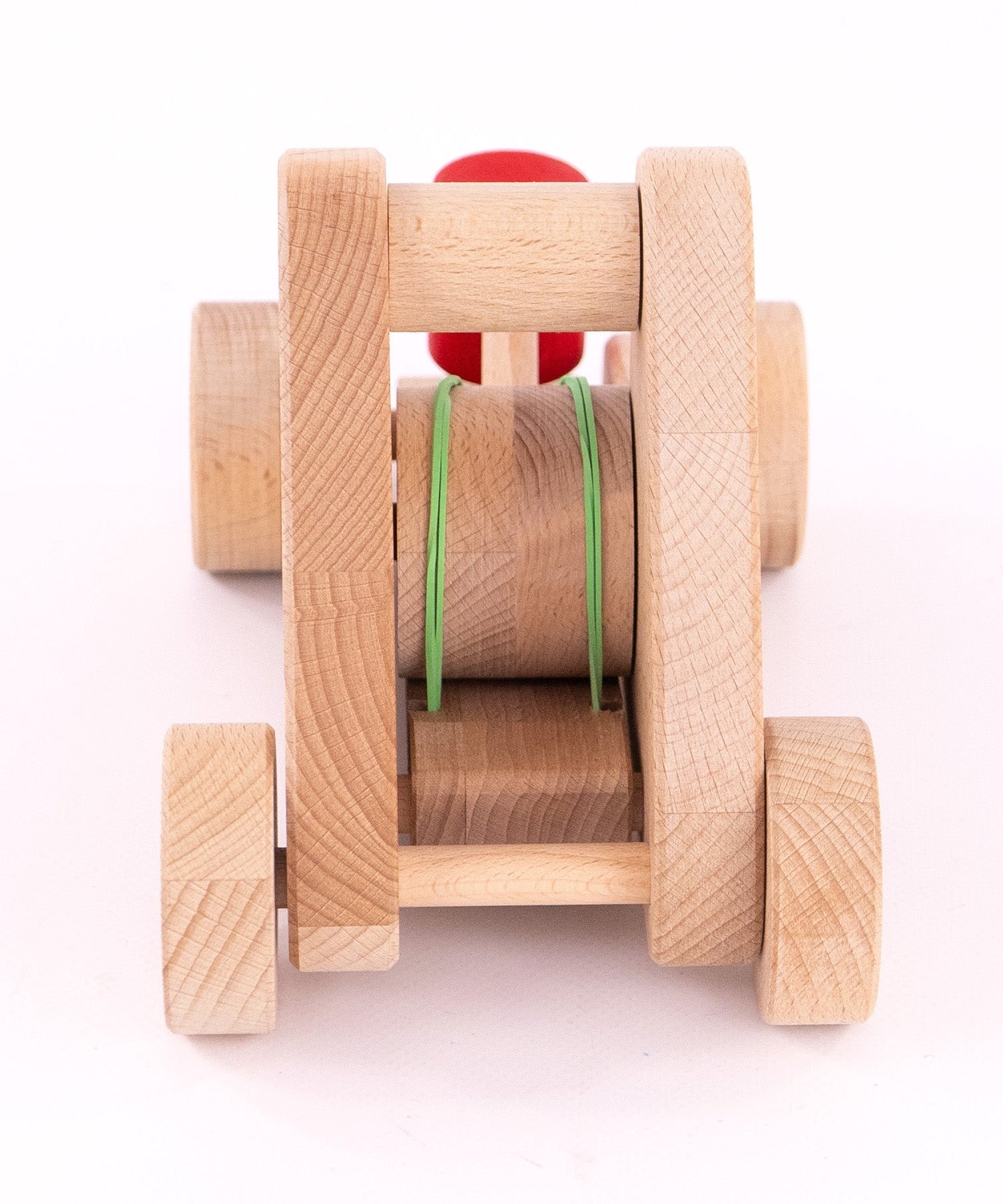 A close up o the elastic for the catapult fully pulled back on the Bajo wooden catapult available at Babipur.