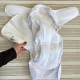 Adult absorbent reusable nappy booster, fitted under the cloth nappy, for sale at Babipur.