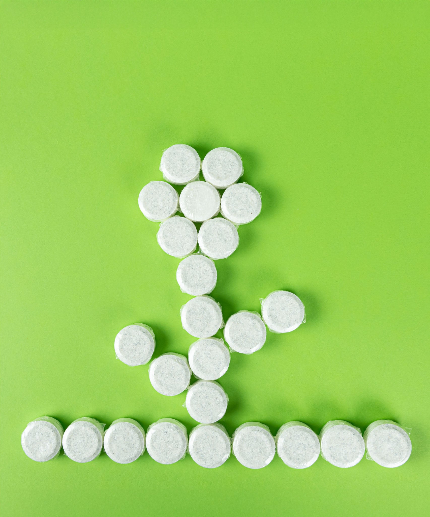 A flower pattern made from the Bio-D dishwasher tablets. These dishwasher tablets are available at Babipur.