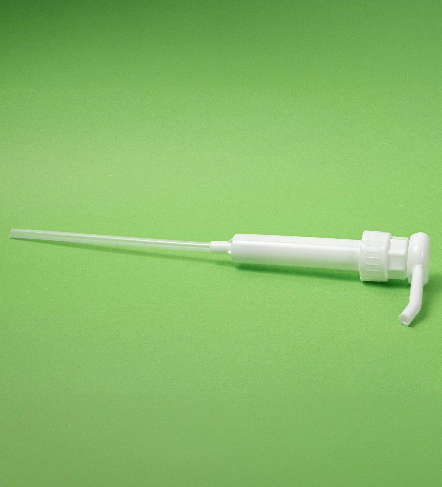 A Bio-D 5L screw on pump available at Babipur. This pump can be used on any 5L Bio-D liquid for easy refilling 