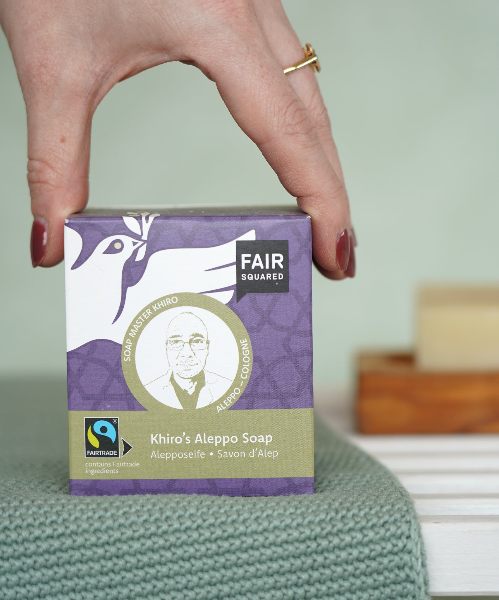Fair Squared Fairtrade Khiro's Aleppo Soap, in a lovely gift cardboard box, a natural vegan plastic-free soap for hair and body, for sale at Babipur.