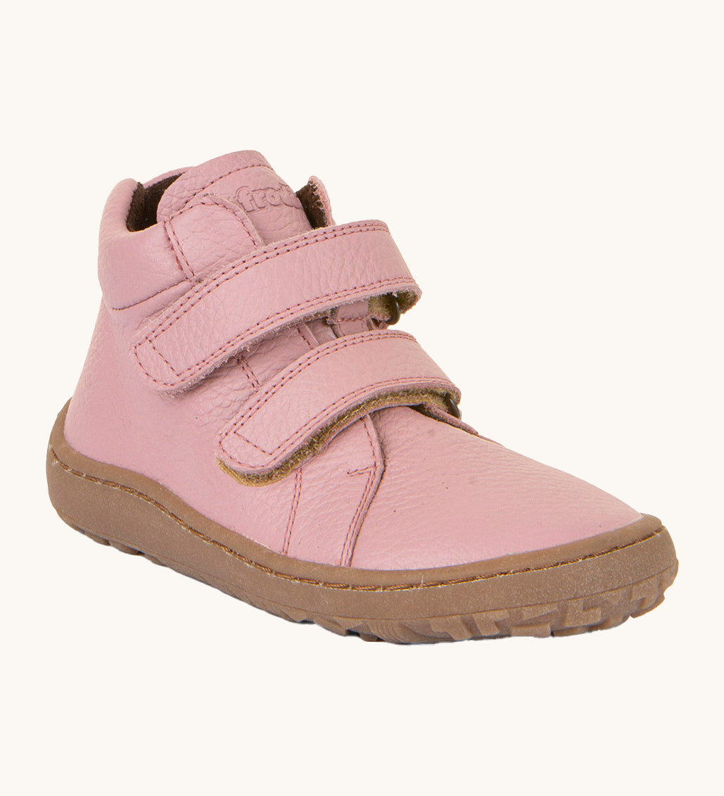 Froddo barefoot Autumn children's shoe in pink available at Babipur. A natural leather shoe with a 2 velcro fastener for a secure fit, padded ankle and a dark brown grippy sole