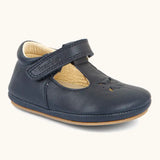 Froddo barefoot pre walker baby shoe in dark blue. A natural leather shoe with a velcro t bar strap