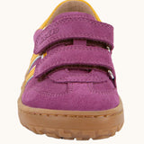 Front of Froddo barefoot f-motion kids suede shoes in purple with 2 velcro fasteners, flexible rubber sole. Trainer has wide foot-shaped toe box