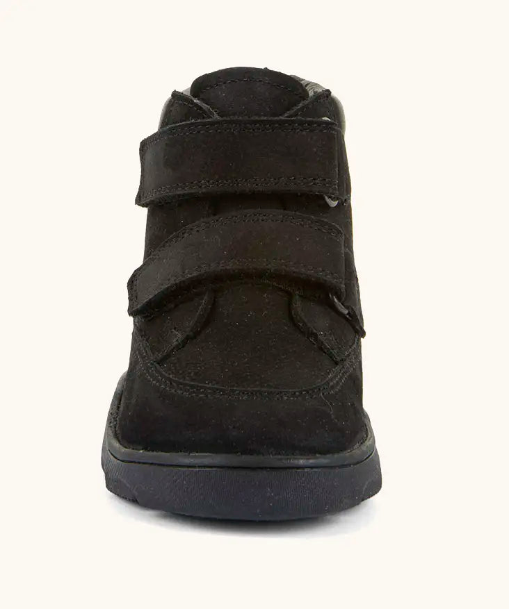 Front of Froddo barefoot Zuru tex kids shoe in black. A natural leather shoe with 2 velcro fasteners