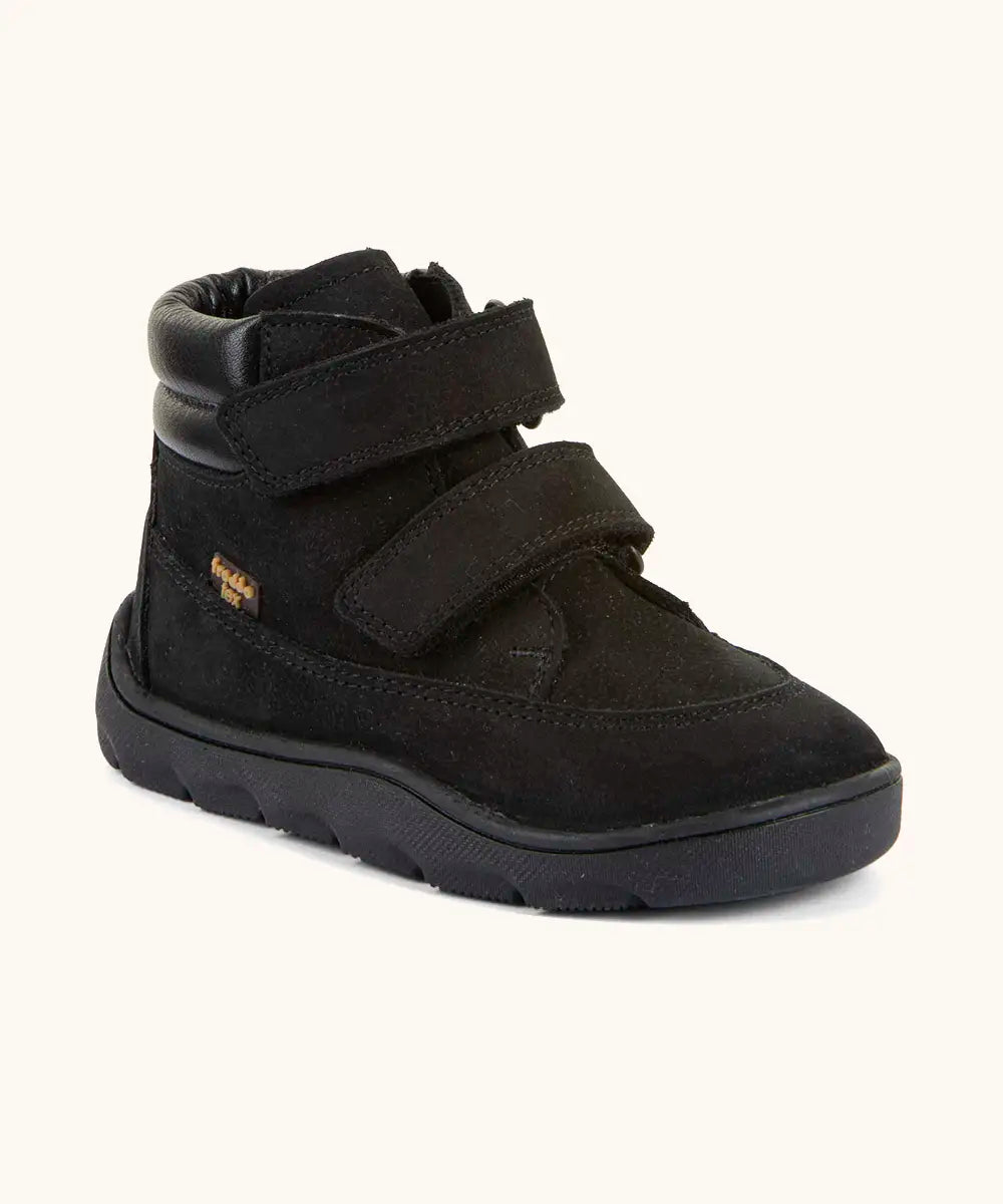Froddo barefoot Zuru tex kids shoe in black. A natural leather shoe with 2 velcro fastener and padded ankle support