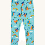 Frugi libby leggings in kingfisher skies available at Babipur. A GOTS organic cotton legging in light blue colour with a kingfisher and rainbow design.