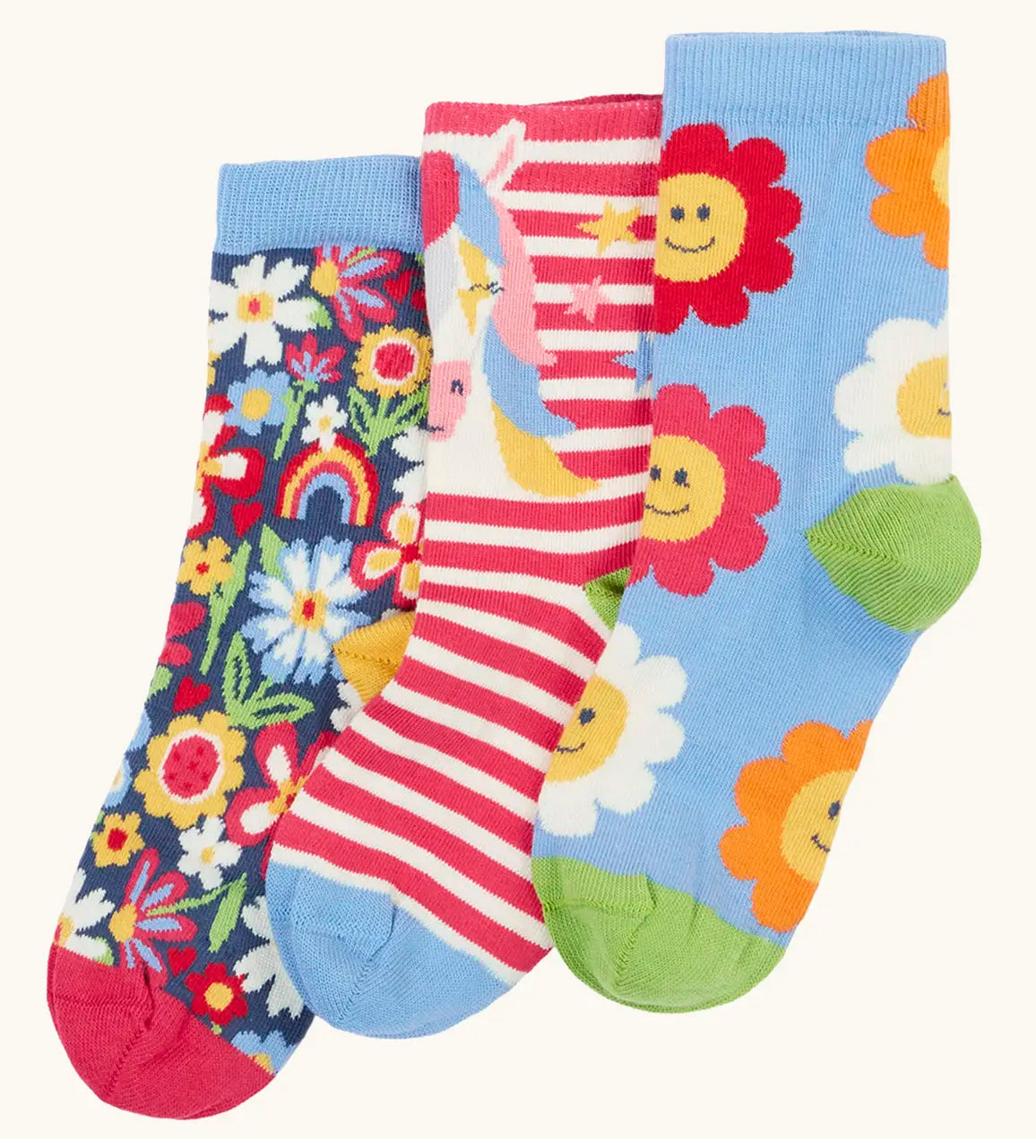 Frugi GOTS 100% organic cotton 3 pack socks in horses, sparkles, and flowers themes. Each pair is finished with comfy ribbed cuffs and a stretchy fit