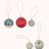 A set of 5 Grapat winter handmade and hand painted wish balls hanging decorations available at Babipur. Each decoration is painted with a festive feel with a thread looping through