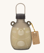 The Haakaa Happii Bear Silicone Goody Pouch, is made from 100% food-grade silicone, and has clear measurement marks to measure food and liquid inside the pouch. There is also a cross-cut variable flow Silicone Sippy Spout for easy feeding.