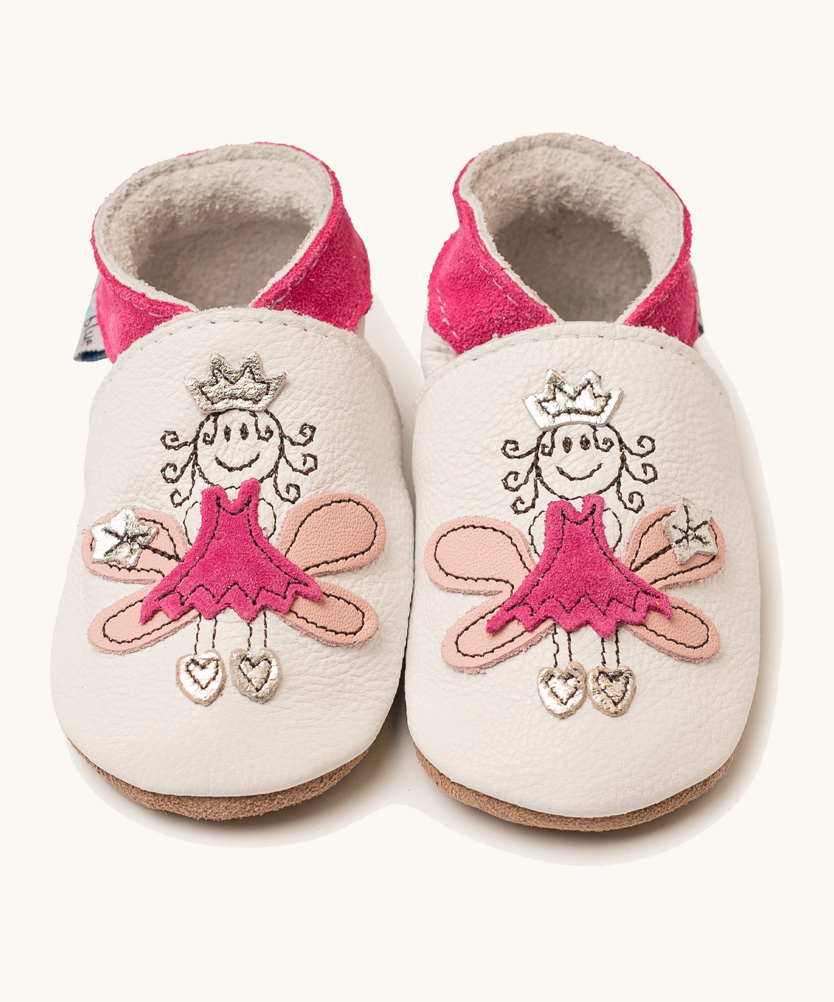 Inch Blue fairy princess shoes available at Babipur. A soft light pink baby leather shoe with cute and playful pink suede fairy princess design on each shoe. Features elastic ankle cuffs for a secured fit