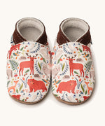Inch Blue stag & friends shoes available at Babipur. A soft white baby leather shoe with cute pastel coloured stag and woodland animals on each shoe. Features elastic ankle cuffs for a secured fit