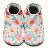 Inch Blue wildroses shoes available at Babipur. A soft white baby leather shoe with a cute pastel coloured floral design on each shoe. Features elastic ankle cuffs for a secured fit