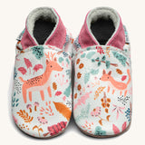 Inch Blue wildwood shoes available at Babipur. A soft white baby leather shoe with cute pastel coloured woodland animals and trees design on each shoe. Features elastic ankle cuffs for a secured fit