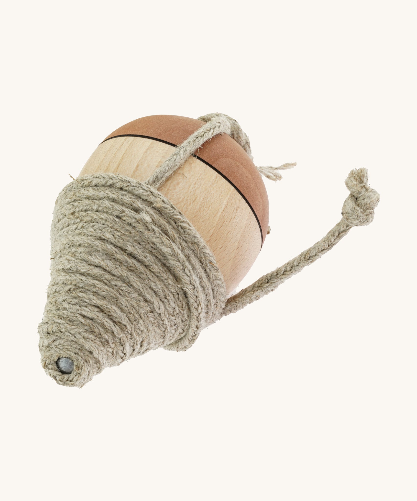 Mader natural profi throw wooden spinning top available at Babipur. This traditional spinning top is shaped like an acorn it comes with string and features a strong metal tip 