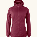 Mamalila soft shell baby wearing allrounder fitted jacket in burgundy. This jacket features a hood, full length front zip and side pockets.